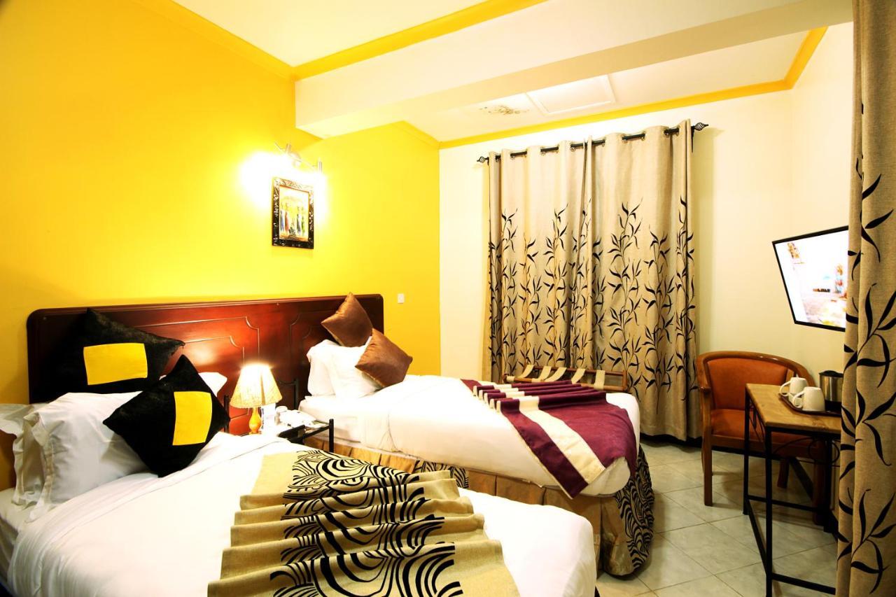 ארושה Crest Safari Lodge Bed And Breakfast מראה חיצוני תמונה