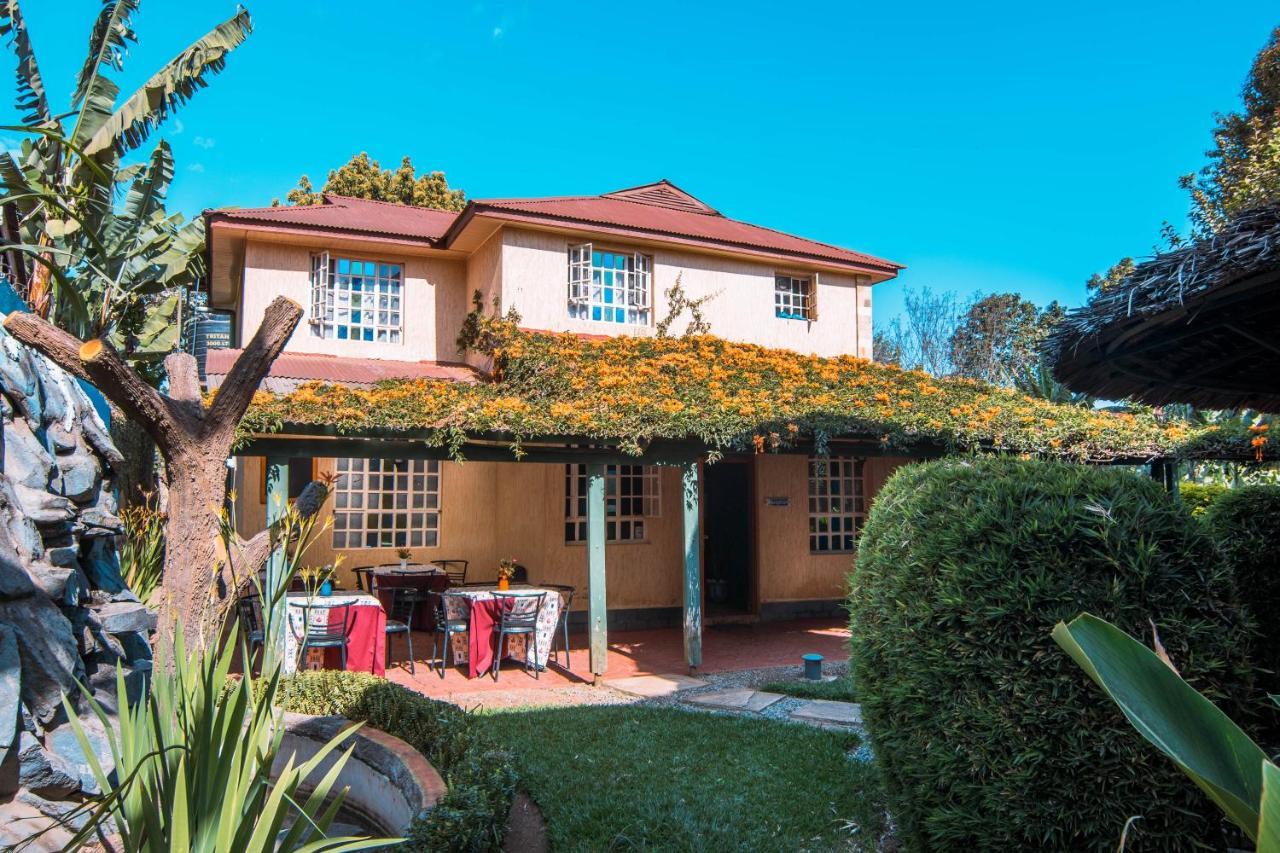 ארושה Crest Safari Lodge Bed And Breakfast מראה חיצוני תמונה